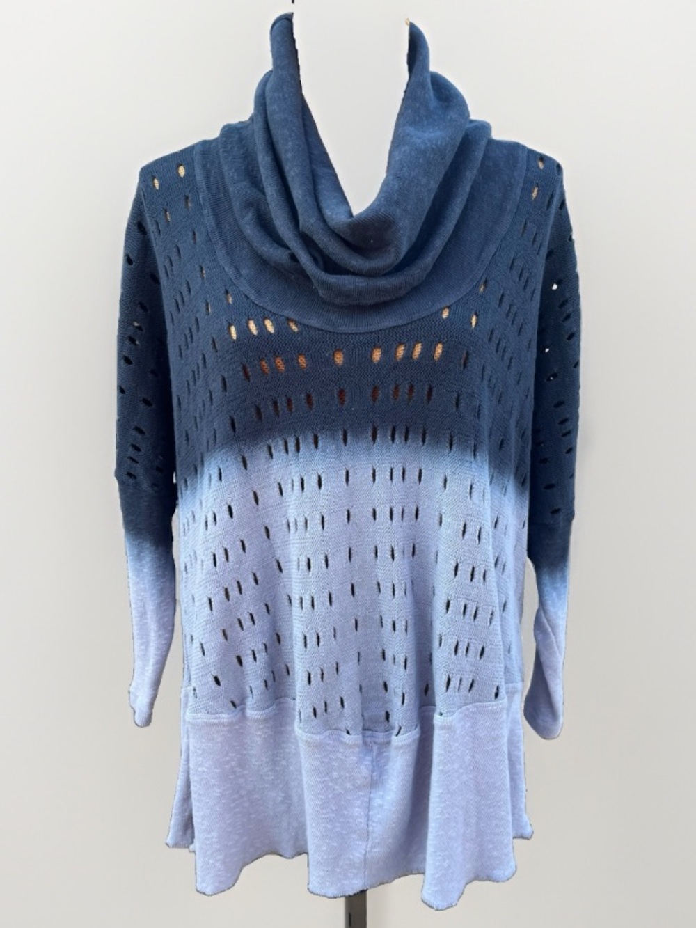 Wearables Oversized 100% Cotton Knit Sweater Colorblock Blue Size Small